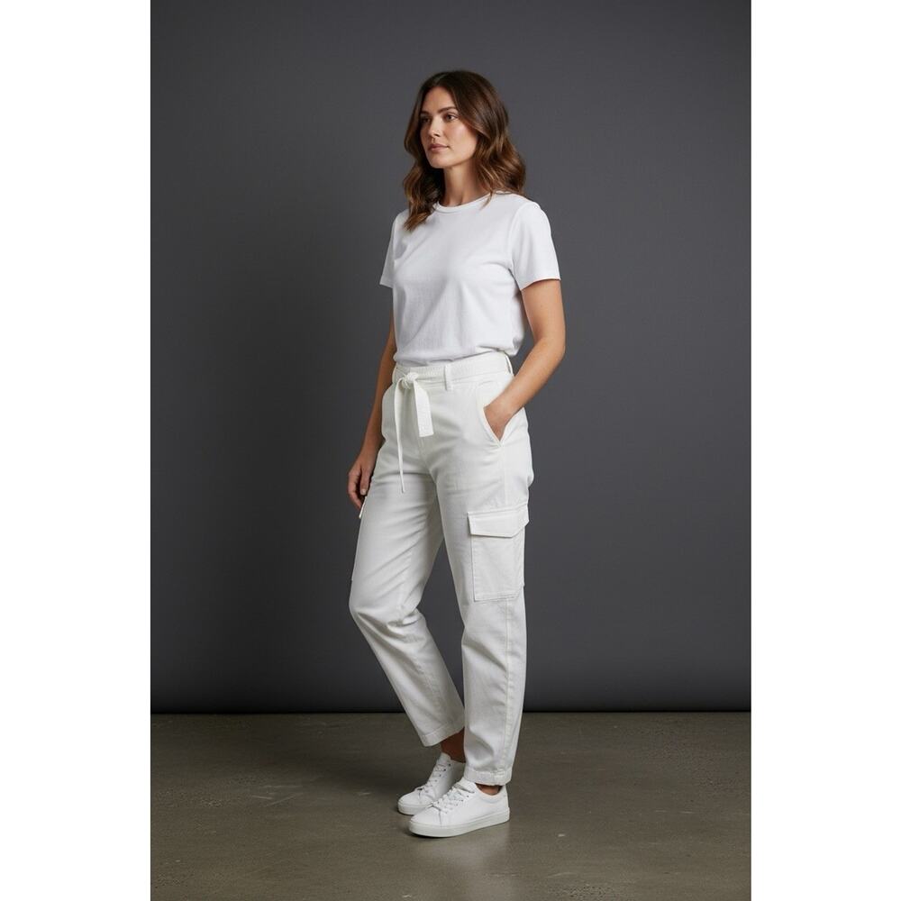 The Limited Cargo Pant White Size Large Elastic Waist Zipper Back Pockets
